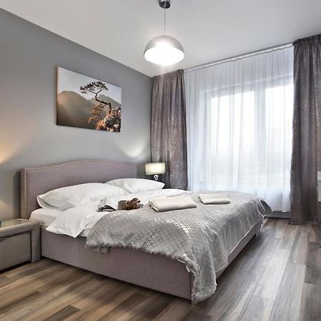 Goclaw P&O Serviced Apartments Varsovie Extérieur photo