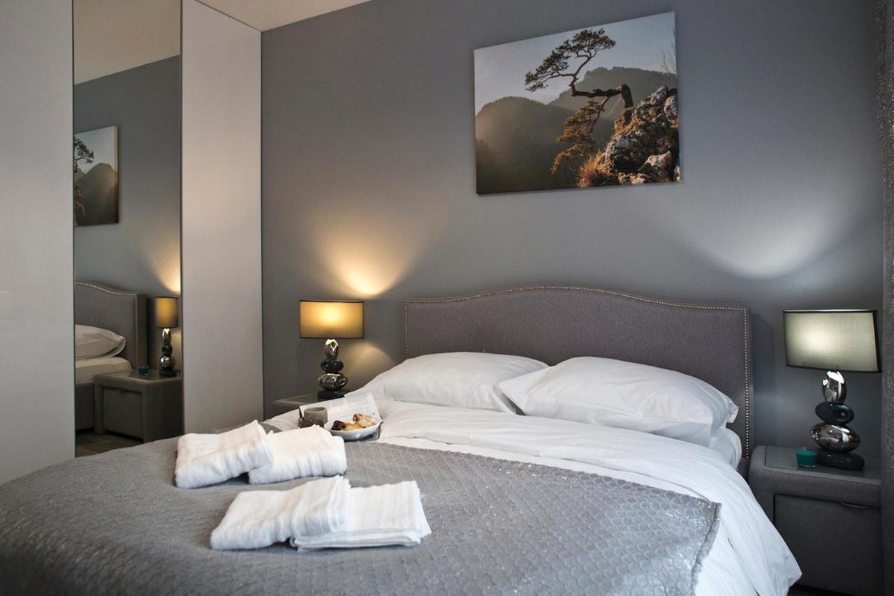 Goclaw P&O Serviced Apartments Varsovie Extérieur photo